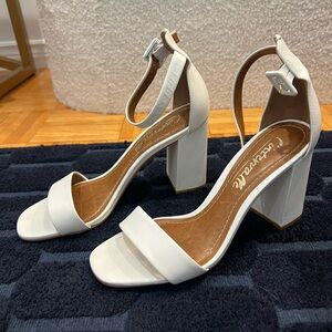 L'INTERVALLE White Block Heel Sandals